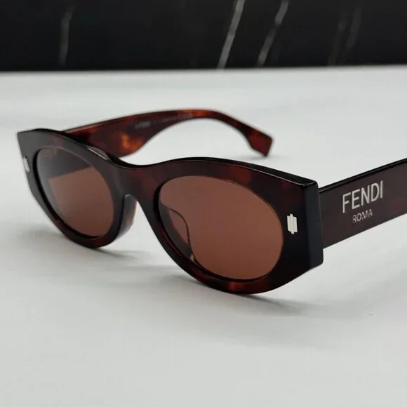 NEW FE40125F 54S FENDI SUNGLASSES SHINY RED HAVANA WOMEN  display picture 2